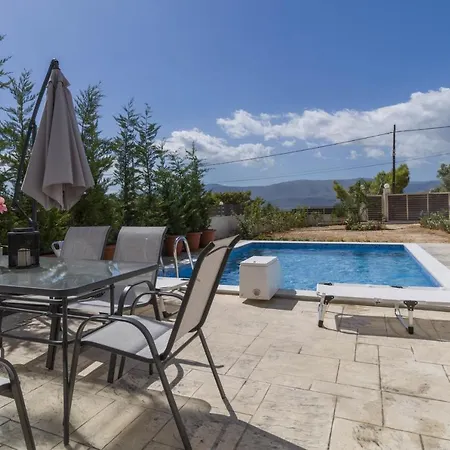 Enchanted Sunlit Retreat Isthmia