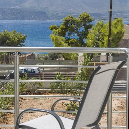 Enchanted Sunlit Retreat * Isthmia