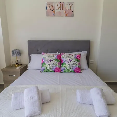 ヴィラ Enchanted Sunlit Retreat