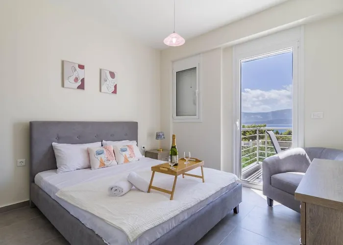 Enchanted Sunlit Retreat Villa