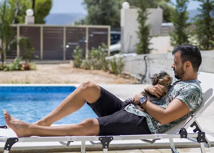 Enchanted Sunlit Retreat Villa