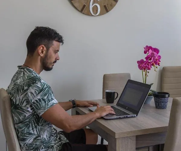 Enchanted Sunlit Retreat Villa Isthmia