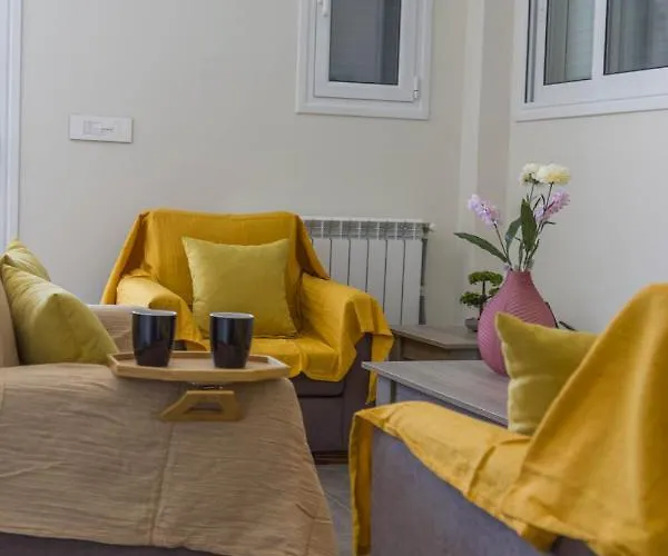 Villa Enchanted Sunlit Retreat *