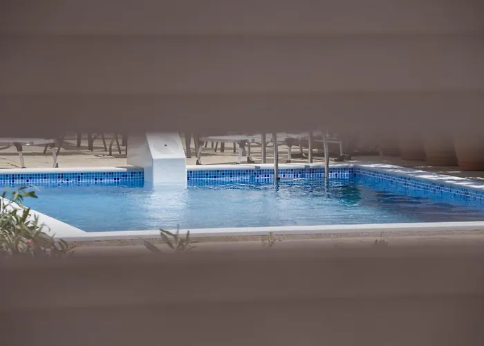 Villa Enchanted Sunlit Retreat Isthmia